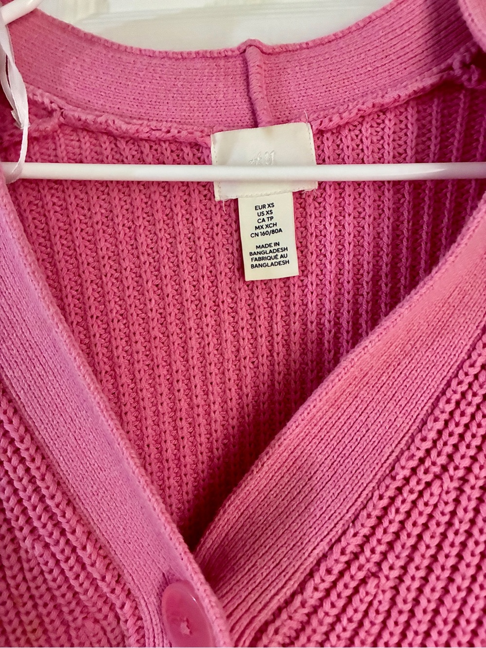 H&M Pink Ribbed Button-Up V-Neck Cardigan - Picture 3 of 3